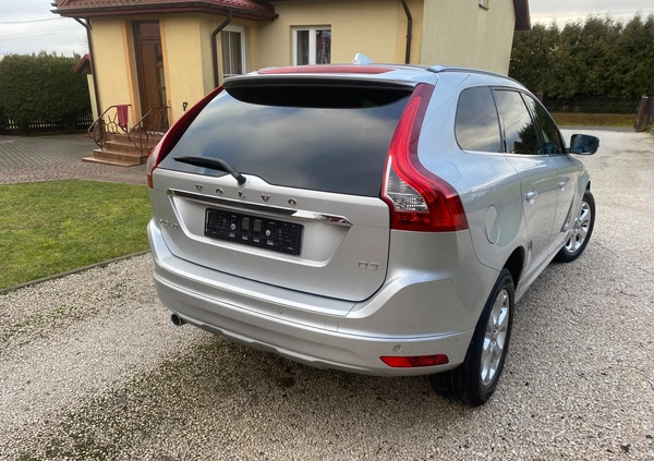 Volvo XC 60 cena 79999 przebieg: 125000, rok produkcji 2017 z Staszów małe 781